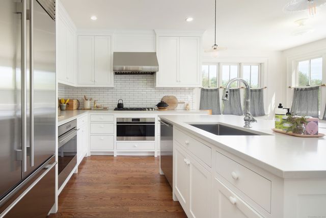 56 Sharon Road, Salisbury, CT 06039