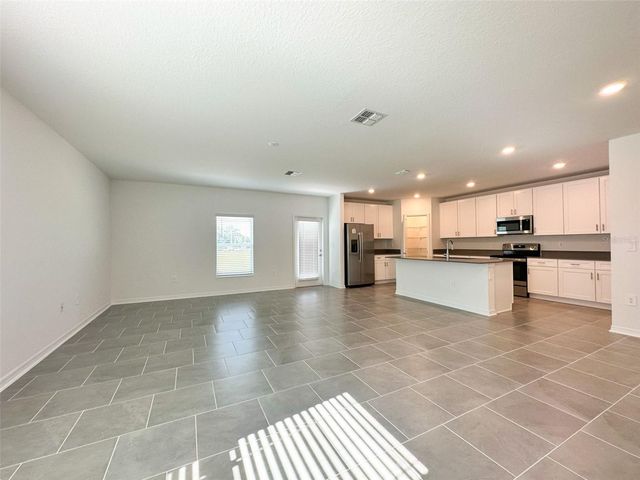 676 GROVE STREET, Winter Haven, FL 33884