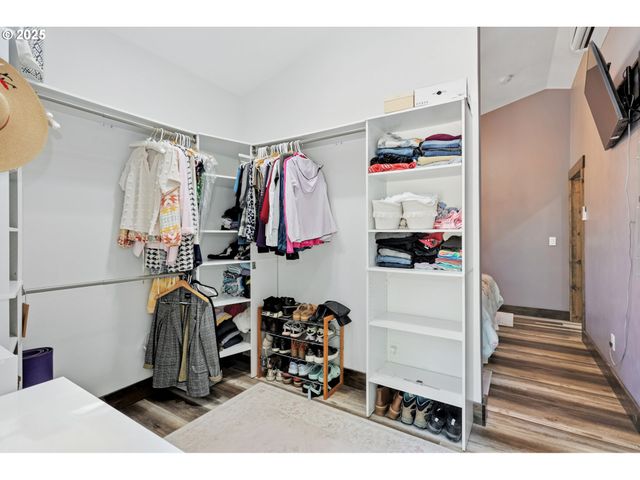 11 EDGEWATER Dr, Carson, WA 98610