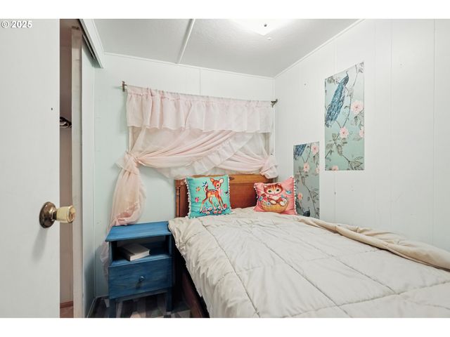 11 EDGEWATER Dr, Carson, WA 98610