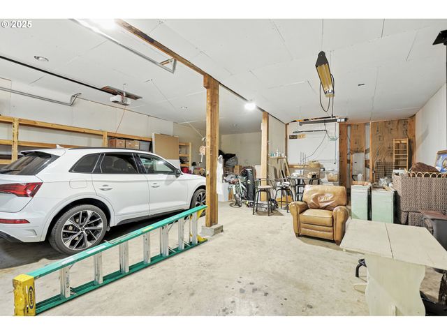 11 EDGEWATER Dr, Carson, WA 98610