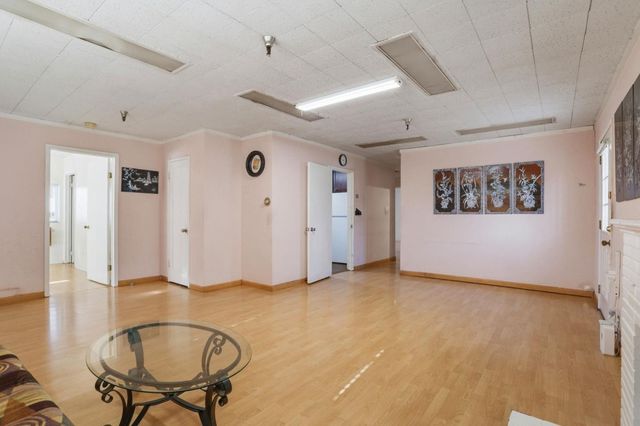 2935 Mckee Road, San Jose, CA 95127