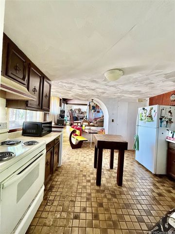 1776 Kumakani Loop, Honolulu, HI 96821