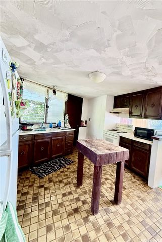 1776 Kumakani Loop, Honolulu, HI 96821