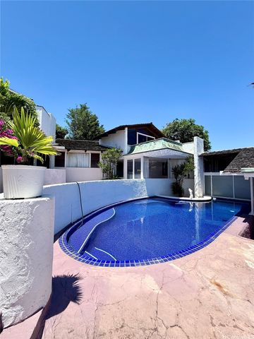 1776 Kumakani Loop, Honolulu, HI 96821