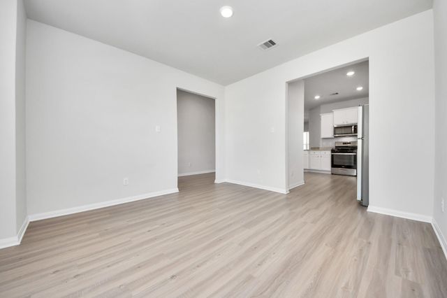 3113 Foresail Lane, Texas City, TX 77510