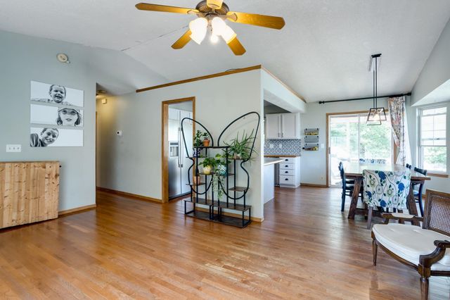 10850 W Dora Ct, Wichita, KS 67209