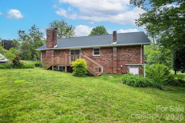 100 Kilpatrick Street, Brevard, NC 28712