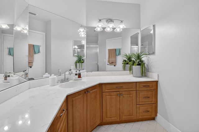 5155 Europa Drive M, Boynton Beach, FL 33437