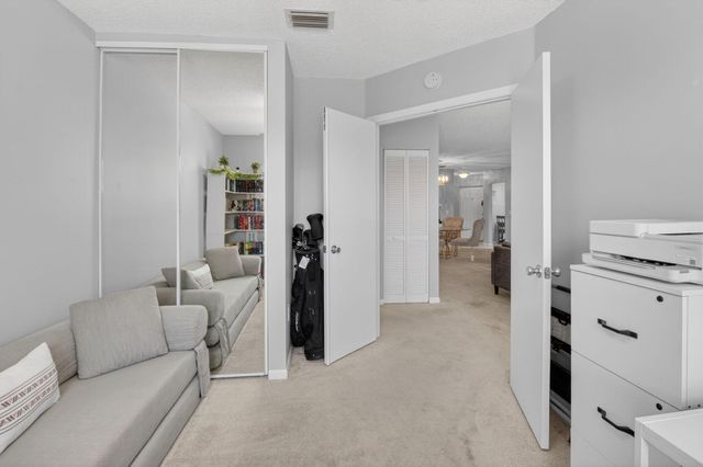 5155 Europa Drive M, Boynton Beach, FL 33437