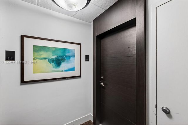 2851 NE 183rd St 216E, Aventura, FL 33160