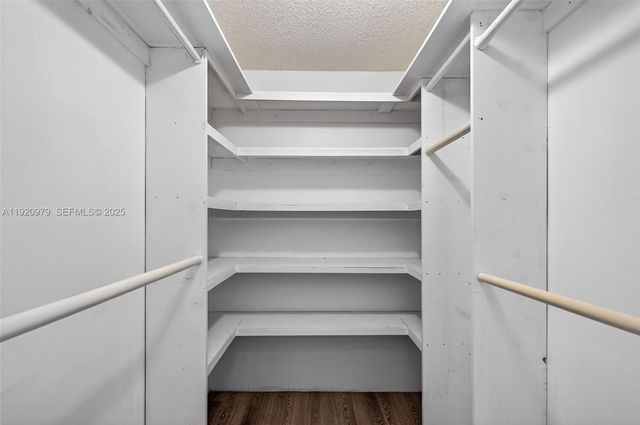 2851 NE 183rd St 216E, Aventura, FL 33160