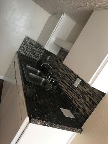 1800 Lavaca ST 205, Austin, TX 78701