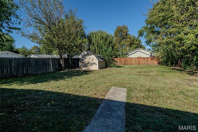 2833 Palmer Avenue, Granite City, IL 62040