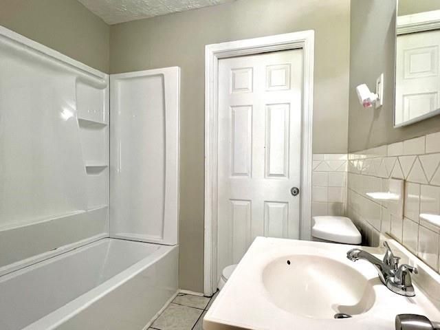 1315 Snapfinger Road, Decatur, GA 30032