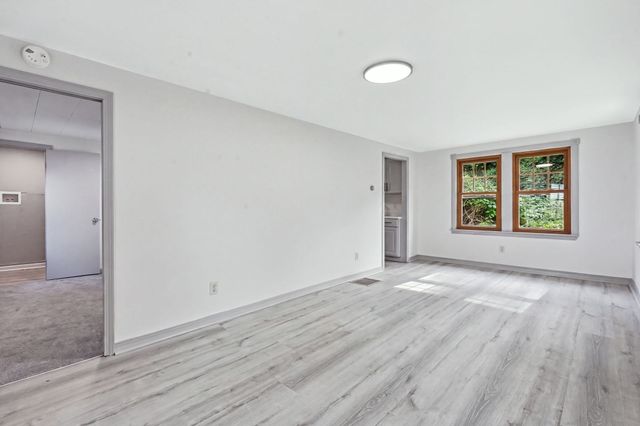 85 Silas St, Springfield, MA 01109