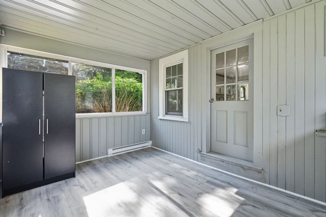 85 Silas St, Springfield, MA 01109