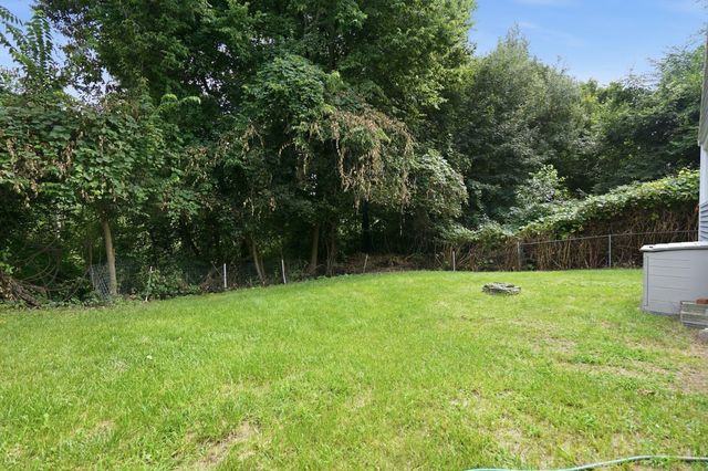 85 Silas St, Springfield, MA 01109