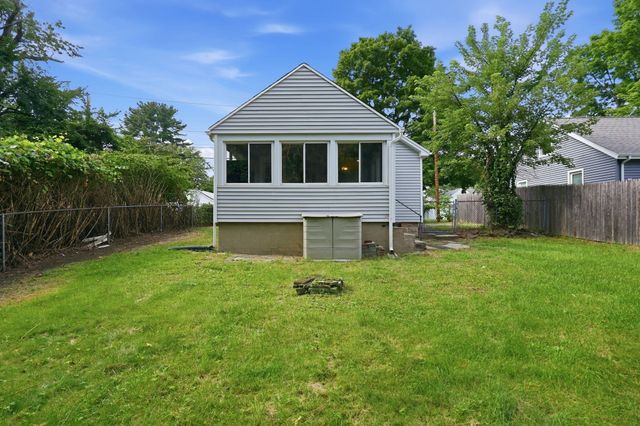 85 Silas St, Springfield, MA 01109