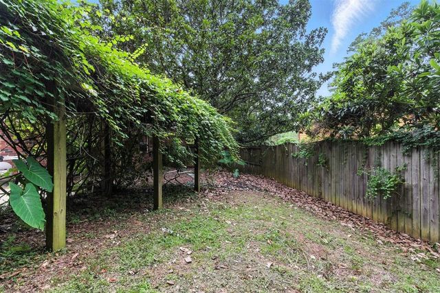 2780 Raintree Circle, Tallahassee, FL 32308