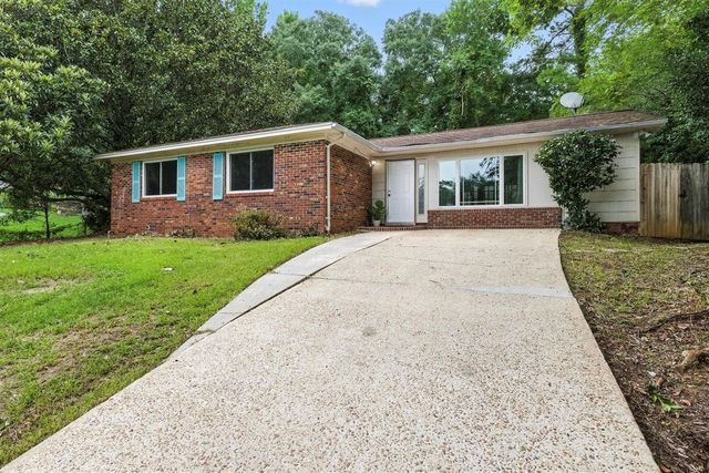 2780 Raintree Circle, Tallahassee, FL 32308