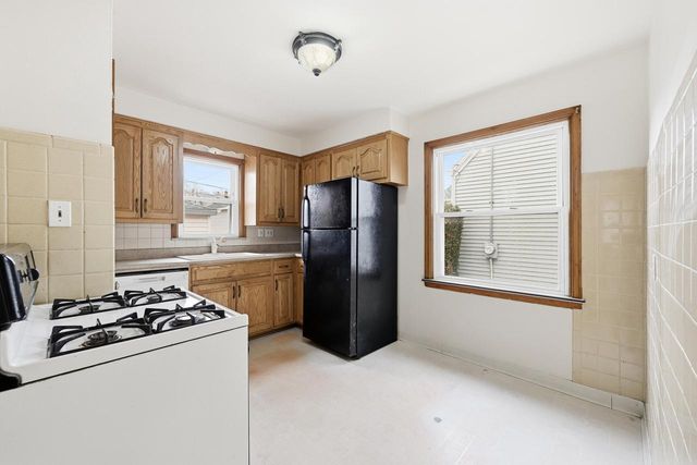 8435 W Townsend STREET, Milwaukee, WI 53222