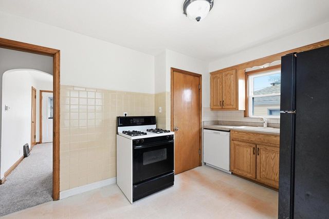 8435 W Townsend STREET, Milwaukee, WI 53222