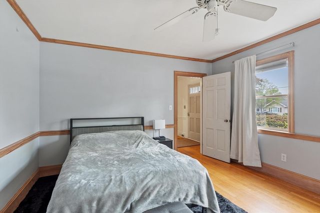 289 Sterling Rd, Lancaster, MA 01523