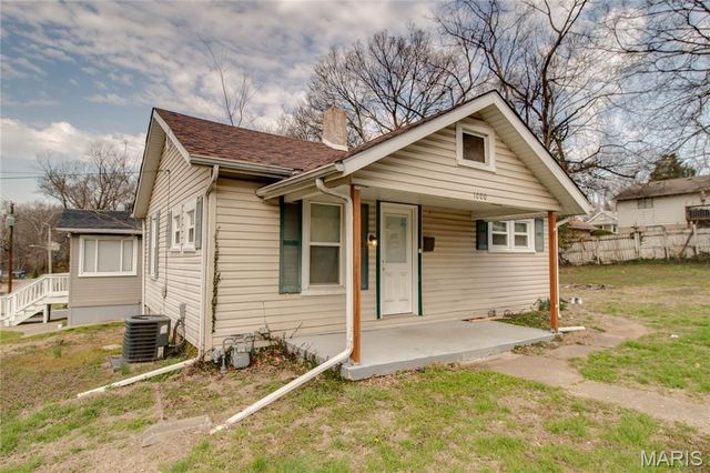 1000 Willard Avenue, Alton, IL 62002