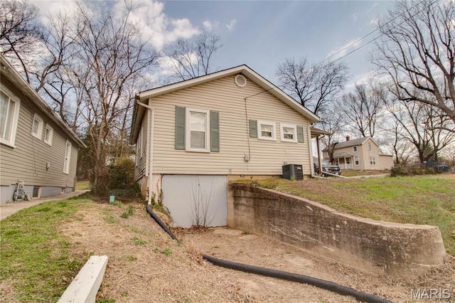 1000 Willard Avenue, Alton, IL 62002