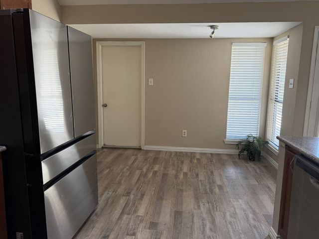 1621 Winter Park Lane, Lewisville, TX 75077