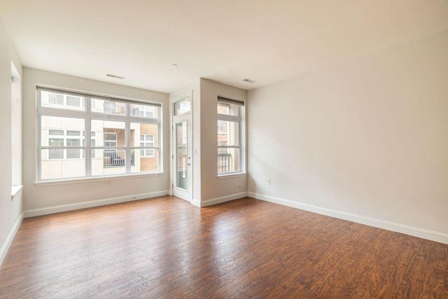 1925 N Water STREET #301, Milwaukee, WI 53202
