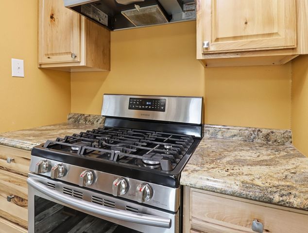 124 FAIRVIEW, Marshall, TX 75672