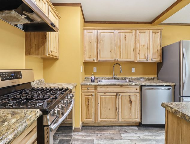 124 FAIRVIEW, Marshall, TX 75672