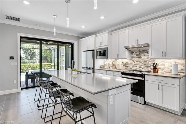 3900 Black Eagle LN, Fort Myers, FL 33966