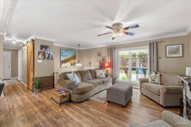 3310 Bluewater Dr, Pensacola, FL 32503