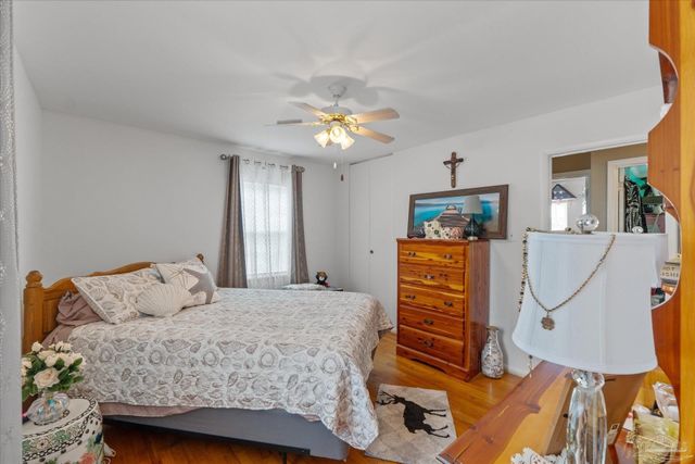 3310 Bluewater Dr, Pensacola, FL 32503