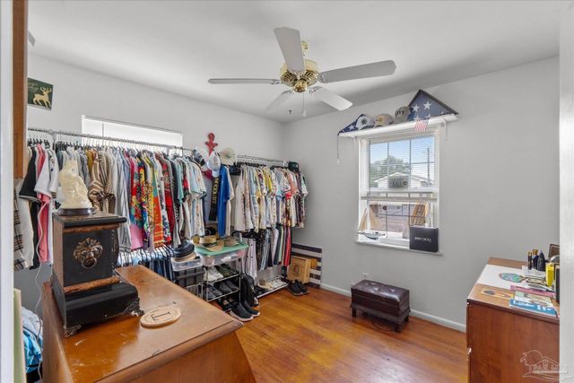 3310 Bluewater Dr, Pensacola, FL 32503