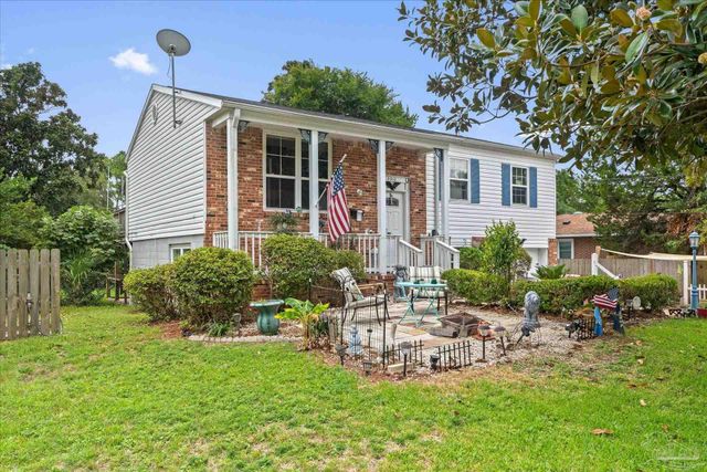 3310 Bluewater Dr, Pensacola, FL 32503