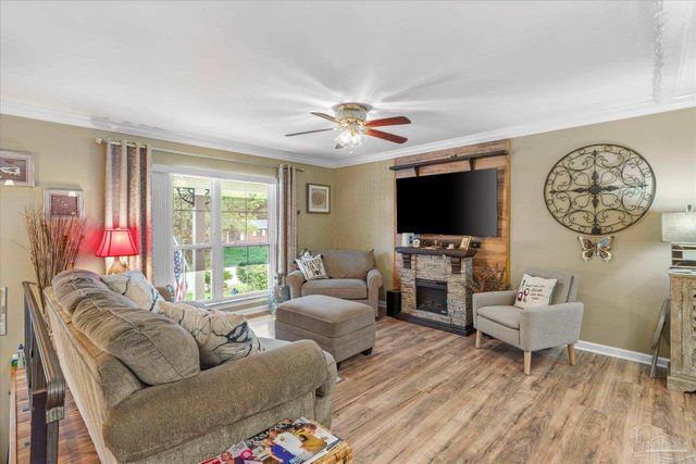 3310 Bluewater Dr, Pensacola, FL 32503