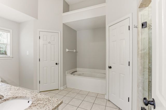 3468 HUNTERFIELD LN, Bartlett, TN 38135