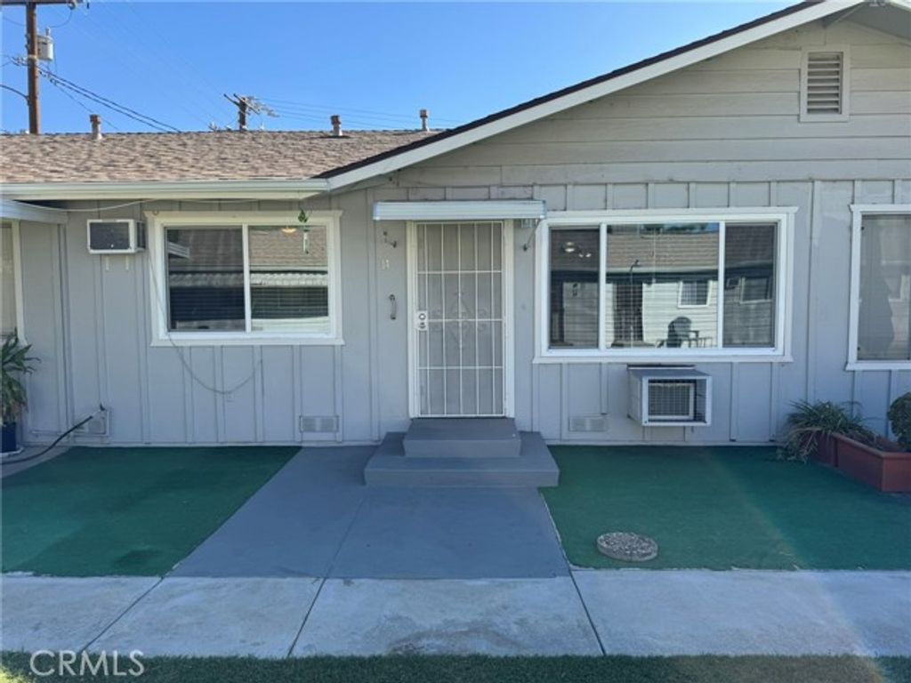 150 E Lakeshore Drive 14, Lake Elsinore, CA 92530