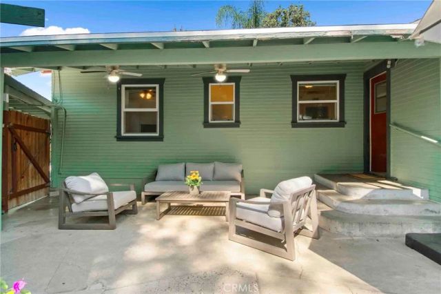 5766 Grand Avenue, Riverside, CA 92504