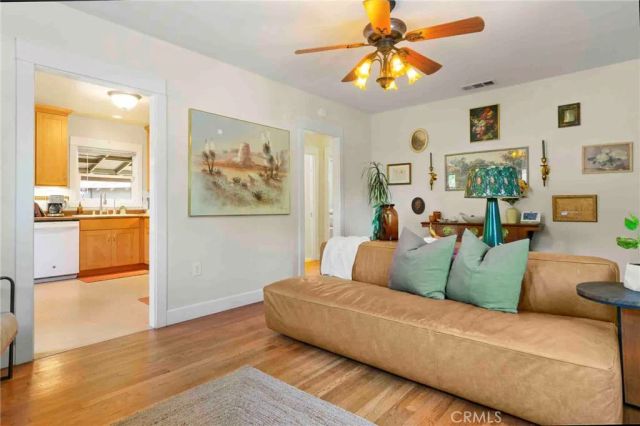 5766 Grand Avenue, Riverside, CA 92504