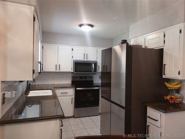 13636 S Birch Street, Glenpool, OK 74033