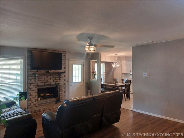 13636 S Birch Street, Glenpool, OK 74033