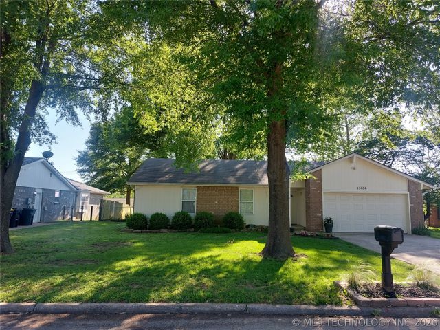 13636 S Birch Street, Glenpool, OK 74033