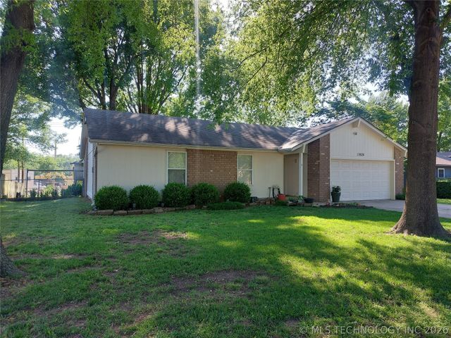 13636 S Birch Street, Glenpool, OK 74033