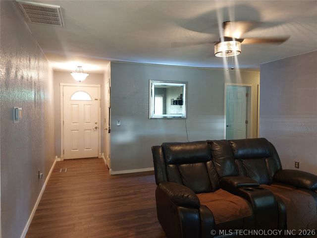 13636 S Birch Street, Glenpool, OK 74033