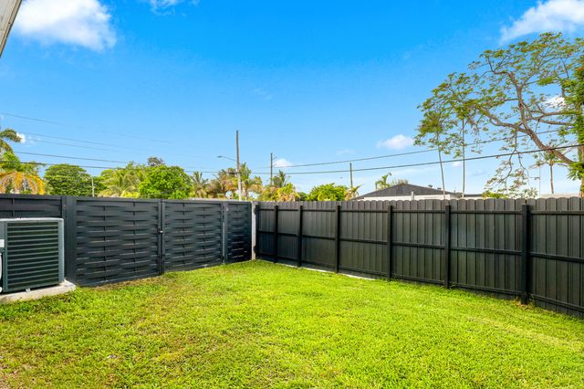 2331 SW 50TH Terrace, Fort Lauderdale, FL 33317